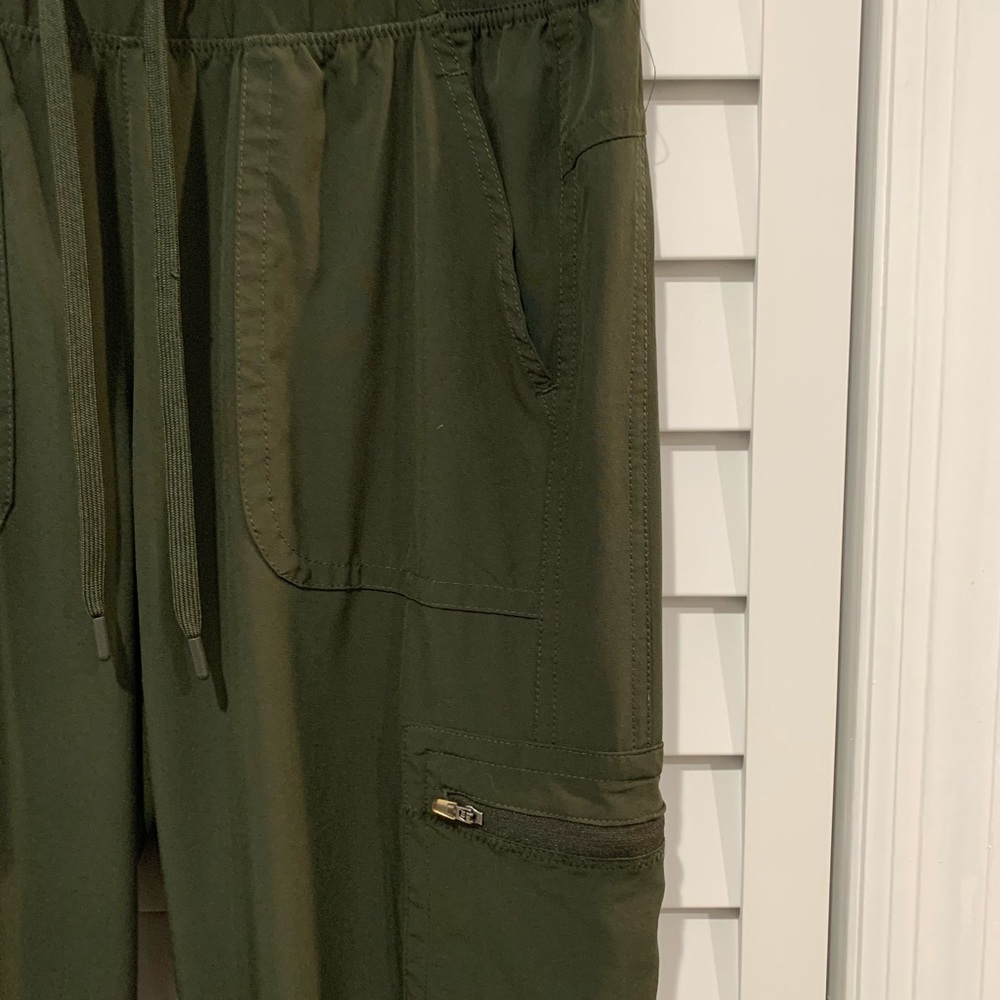 Champion army green cargo pants size medium